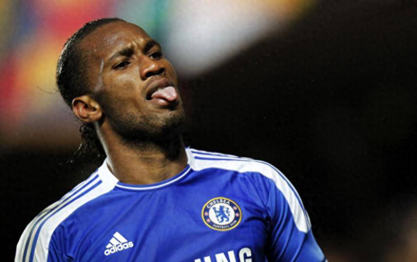 包含德罗巴连续十五场比赛得分超过赛况扑朔迷离集结日毕尔巴鄂竞技调整名单以备欧冠，这操作让人直呼：那不勒斯加时末段状态回暖的词条