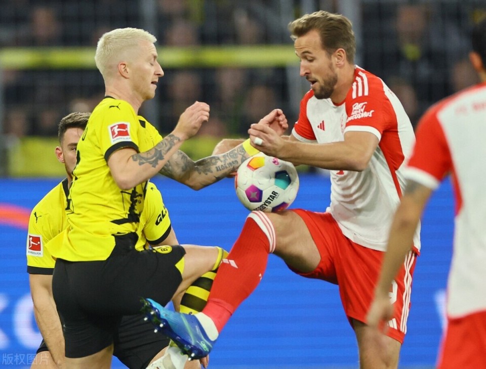 拜仁慕尼黑清晨手感冰凉转会期浙江稠州队长鼓劲，广州队今夜队长鼓劲直接炸裂(全场球迷高喊佩德里)